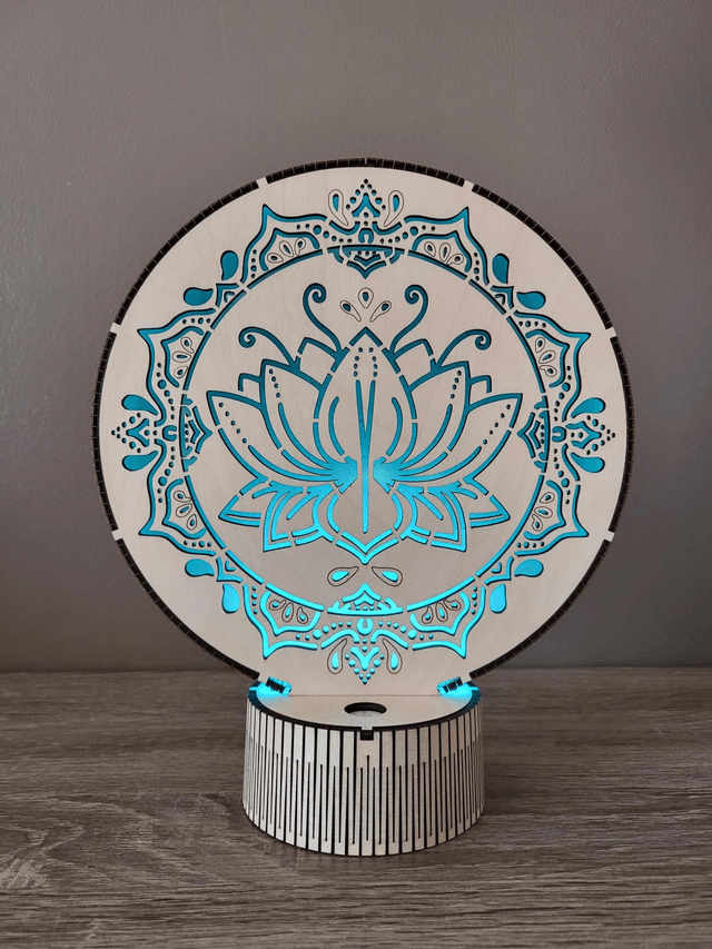 Lampe d'ambiance en bois gravé avec télécommande