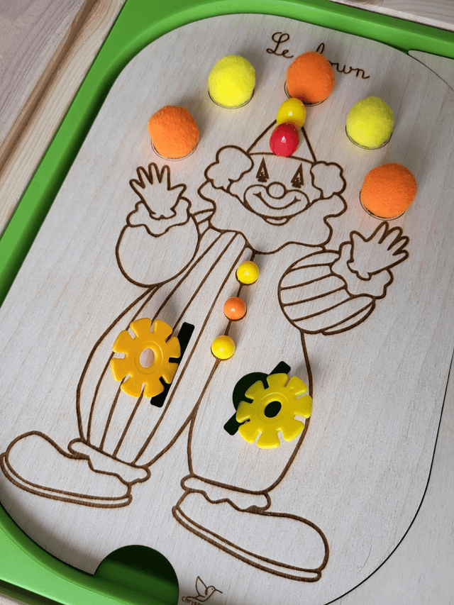 Le clown jongleur 